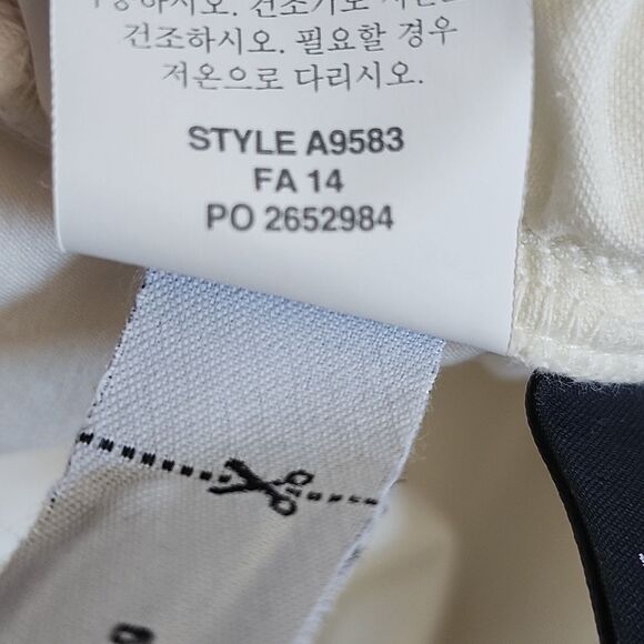 J. Crew Toothpick jeans, off-white, 83% cotton, great used condition,  size 30 - Picture 12 of 13